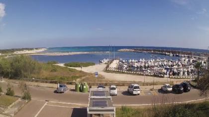 Italy - Apulia, Province of Lecce, Widok na plażę 