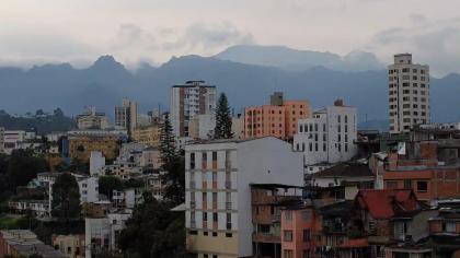 Manizales, Caldas, Kolumbia - Widok na miasto oraz