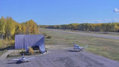 La Loche, Saskatchewan, Kanada - Widok na lotnisko