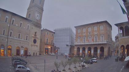 Macerata, Marche, Włochy - Widok na plac - Piazza 