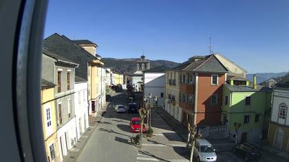 Boal, Asturia, Hiszpania - Widok na ulicę - Avenid