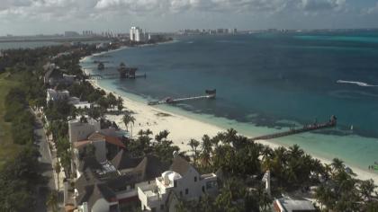 Cancún, Quintana Roo, Meksyk - Widok na plażę z ho