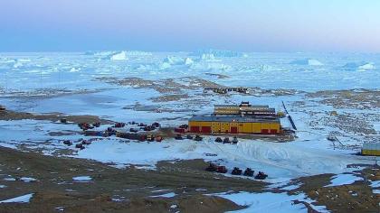 Antarctica live camera image