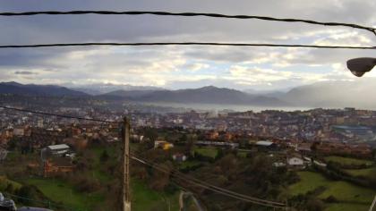 Oviedo, Asturia, Hiszpania - Widok na miasto z Res