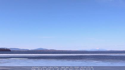Lake View - Schoodic Lake - Maine (USA)